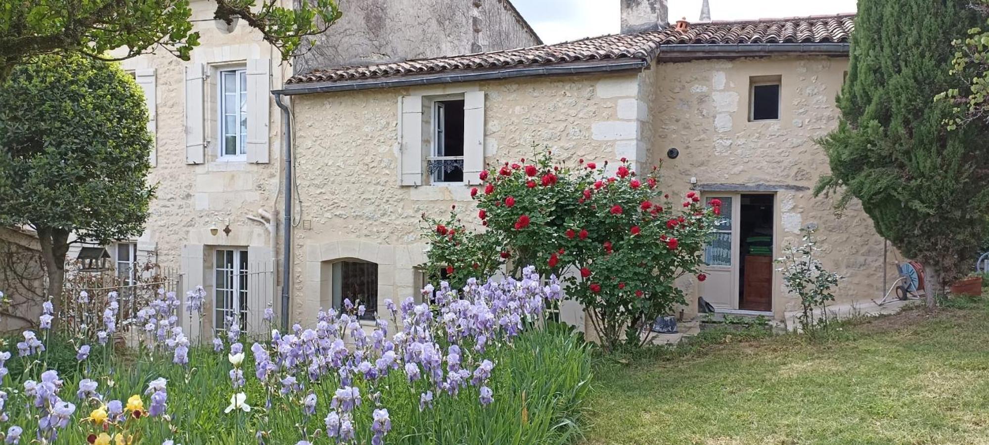 Chambre D'Hotes Spacieuse, Salle De Bain Privative Saint-Michel-de-Fronsac Exterior foto